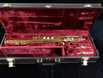 Beautiful Yamaha YSS-675 Gold Lacquer Soprano Saxophone, Serial # 0829